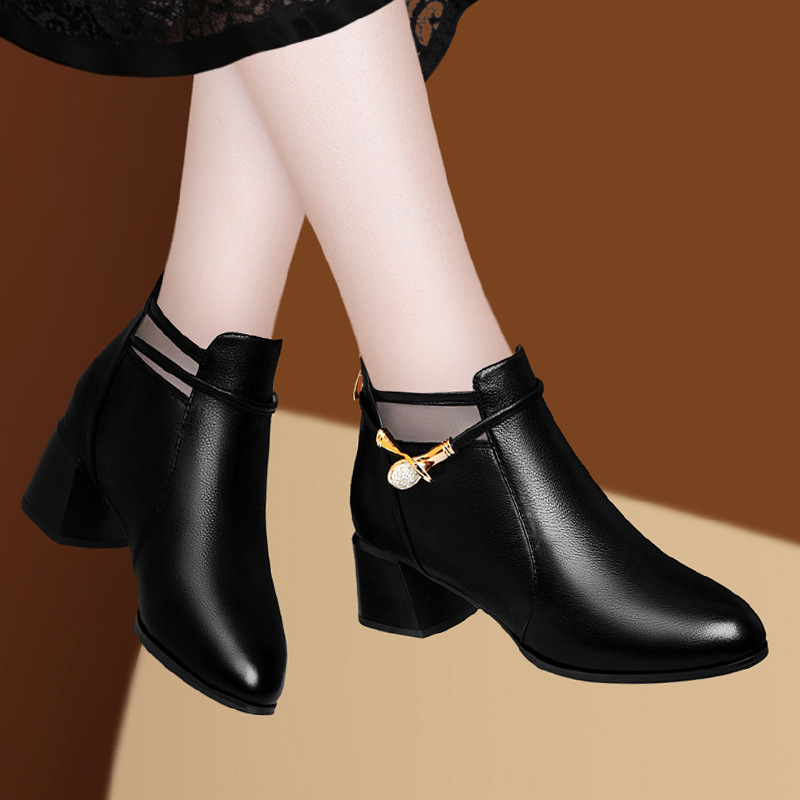 盾狐真皮马丁靴女英伦风粗跟小皮鞋春秋单靴2021新款秋冬靴子女鞋