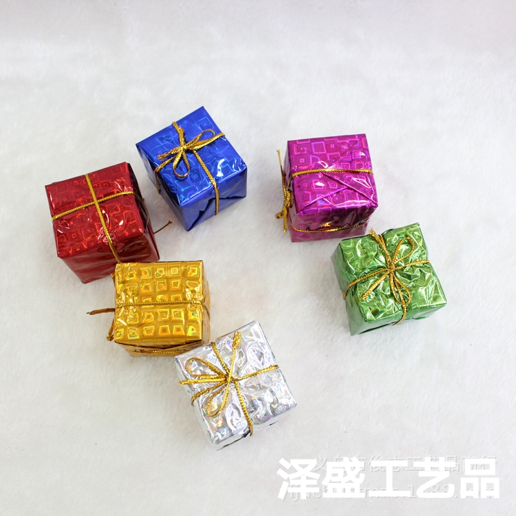 3cm-10cm镭射泡沫礼包批发 圣诞圣诞树装饰品 圣诞节装饰品