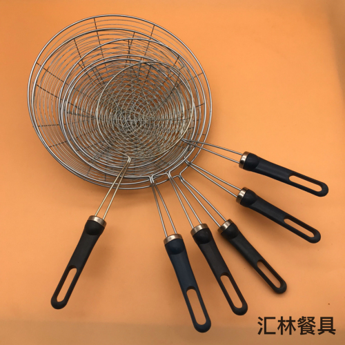 cross-border hot selling kitchenware wholesale black plastic handle iron wire leaking hot pot fried oil grid drain filter net