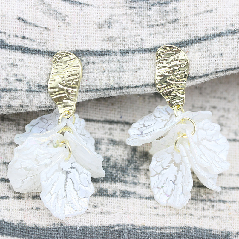 韩国东大门代购同款耳环女气质贝壳树叶百搭耳饰金属复古花瓣耳坠