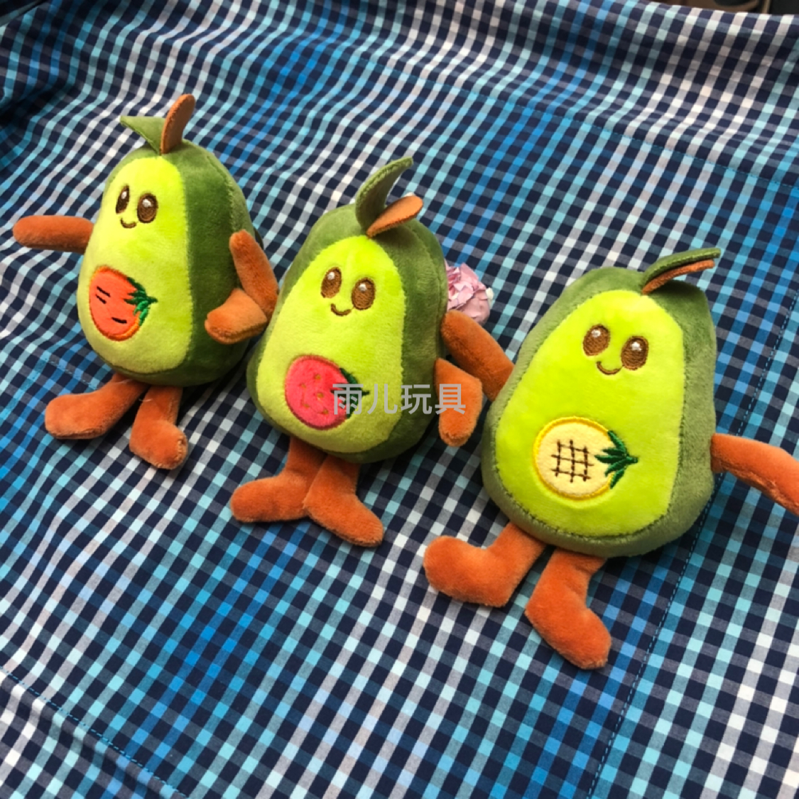 毛绒玩具挂件牛油果挂件钥匙扣挂件10cm小挂件毛绒公仔挂件牛油果