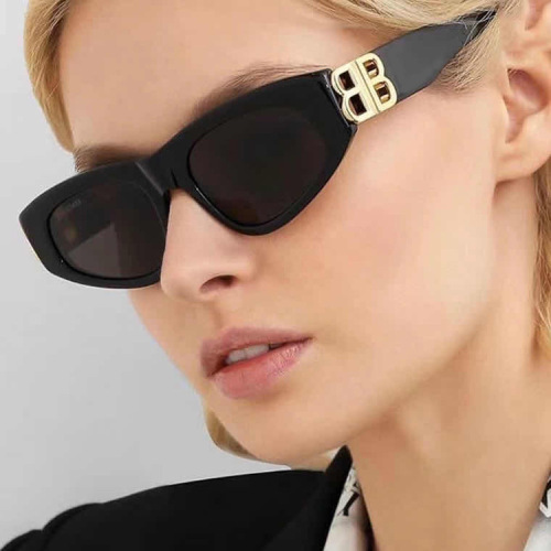 european and american fashion trend sunglasses female elegant sunglasses triangle cat eye cross-border glasses 98054