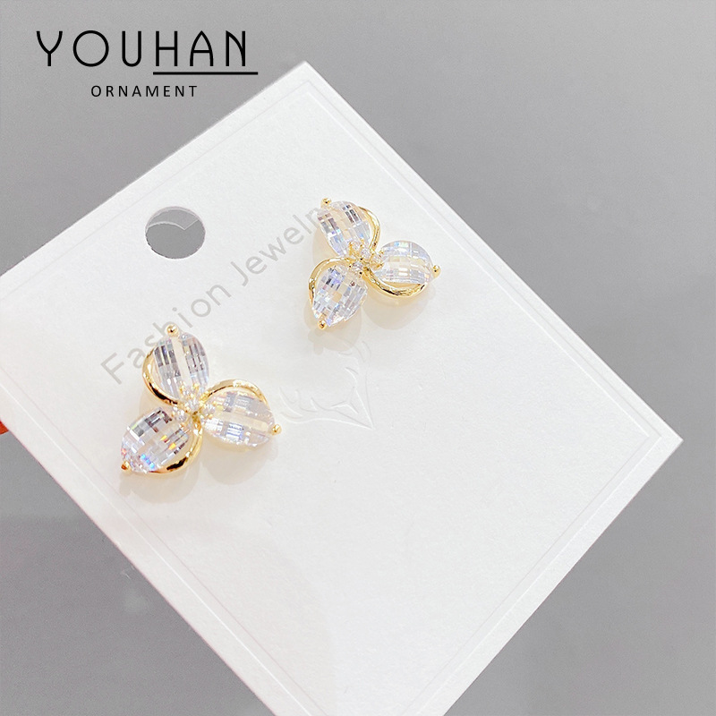 s925银针韩国东大门超仙气质花瓣耳环女花瓣锆石耳钉饰品源头工厂