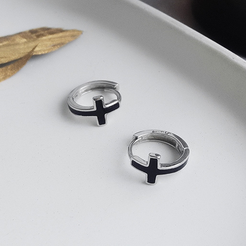 S925银耳钉男潮嘻哈简约十字架黑色男士耳环个性潮流男款欧美饰品