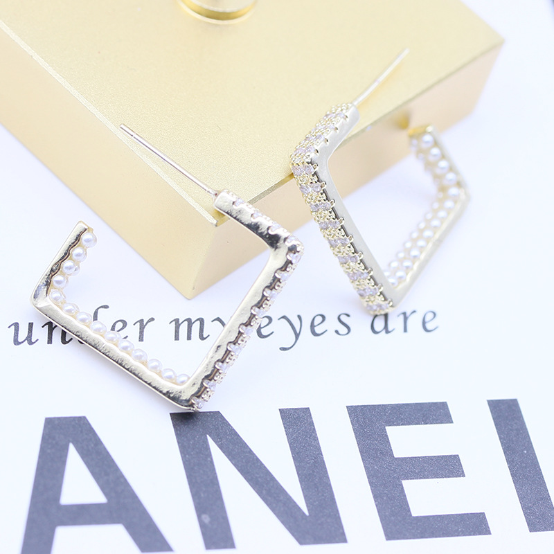 真金电镀2021新款一件代发耳饰 简约几何耳圈 方形镶钻珍珠耳环女