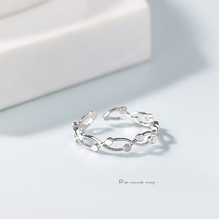 交叉镂空戒指 新款简约圆片指环 时尚百搭个性手饰