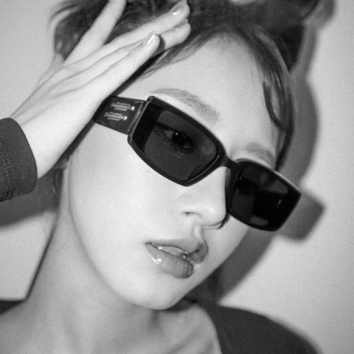 new rice nail sunglasses square small frame sunglasses trendy women‘s fashionable sunglasses 5270
