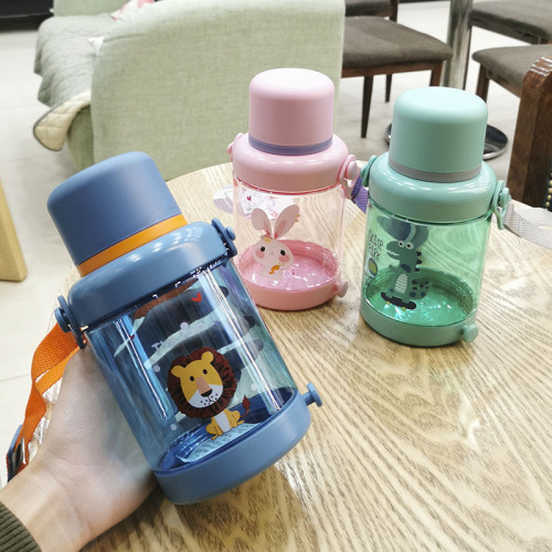 cartoon large capacity children‘s cup summer outdoor travel strap plastic kettle student sports double cover cup