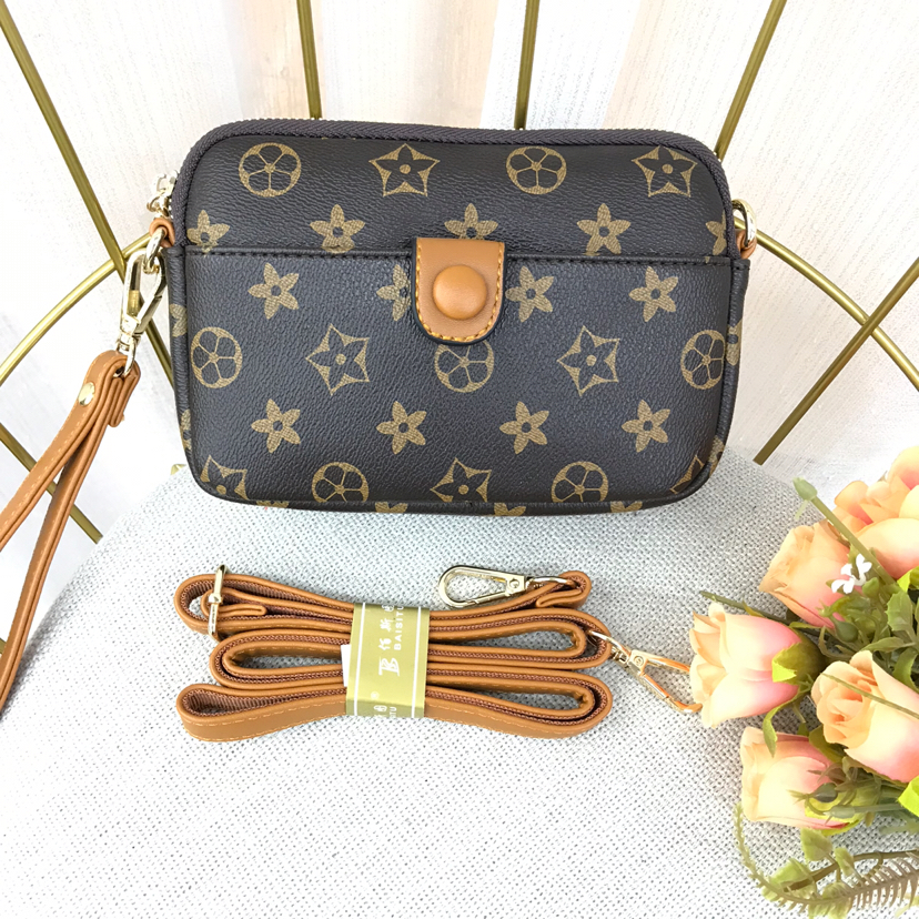 Louis Vuitton Presbyopia Clutch Messenger Bag Underarm Bag Wrist Bag Phone  Bag Waist Bag - Shop RARE TO GO Messenger Bags & Sling Bags - Pinkoi