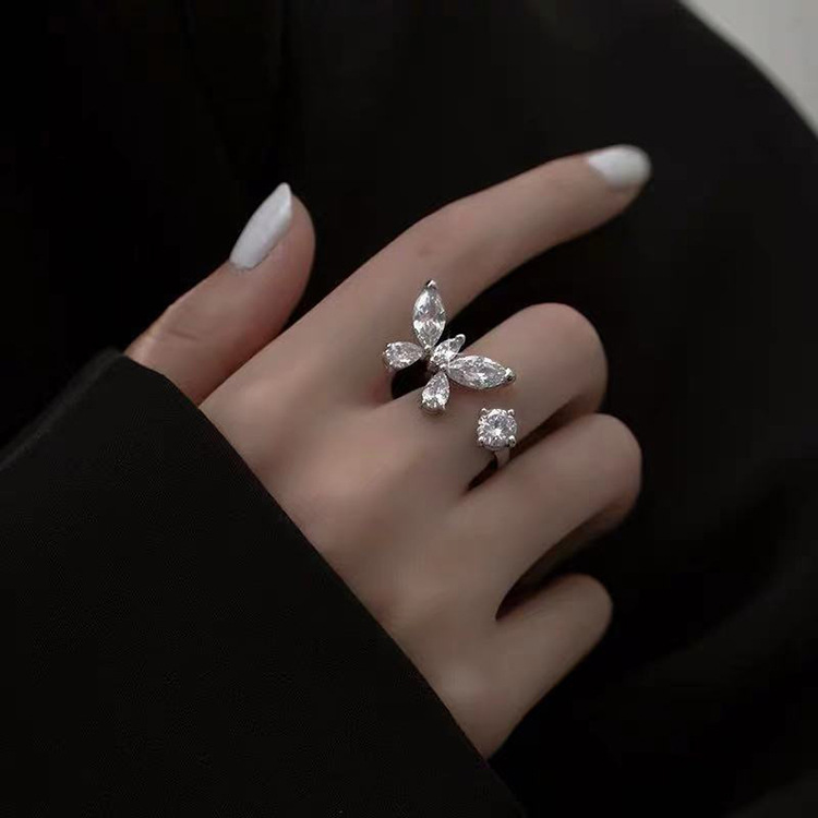 韩国风蝴蝶戒指公主可爱冷淡风森系铜微镶开口戒戒指女