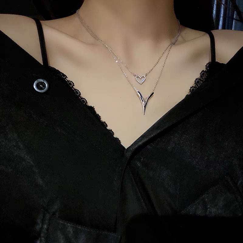 水钻爱心双层叠戴项链女简约轻奢小众设计感锁骨链吊坠