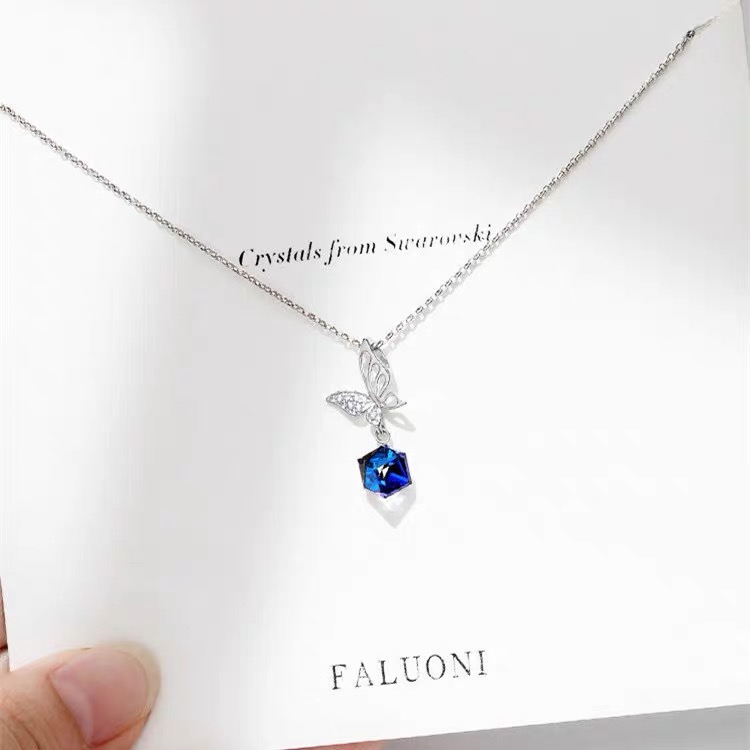 炫彩蓝光项链女时尚简约小众锁骨链水晶吊坠极光方糖首饰女