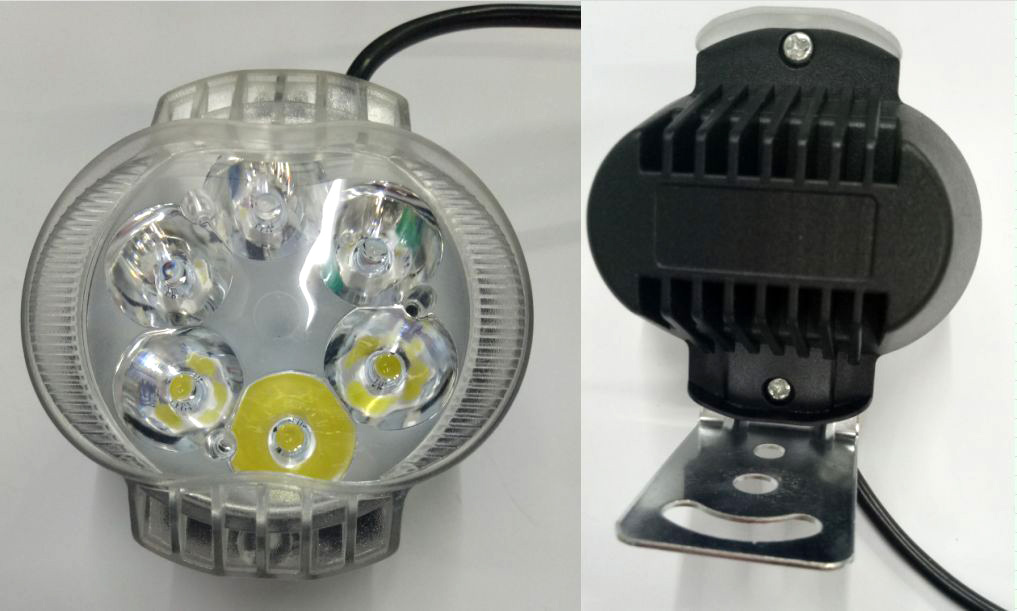 摩托车灯塑料18珠12V爆闪 摩托车外置改装射灯前照明灯