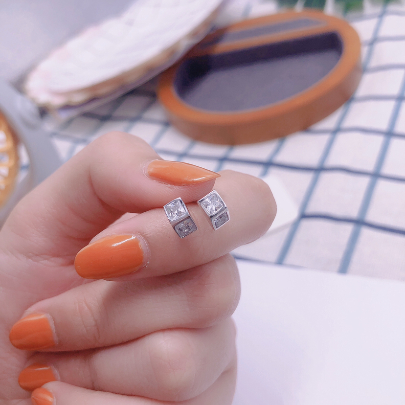 925银耳钉女2021年新款潮简约小众设计感耳环小巧精致2020耳饰