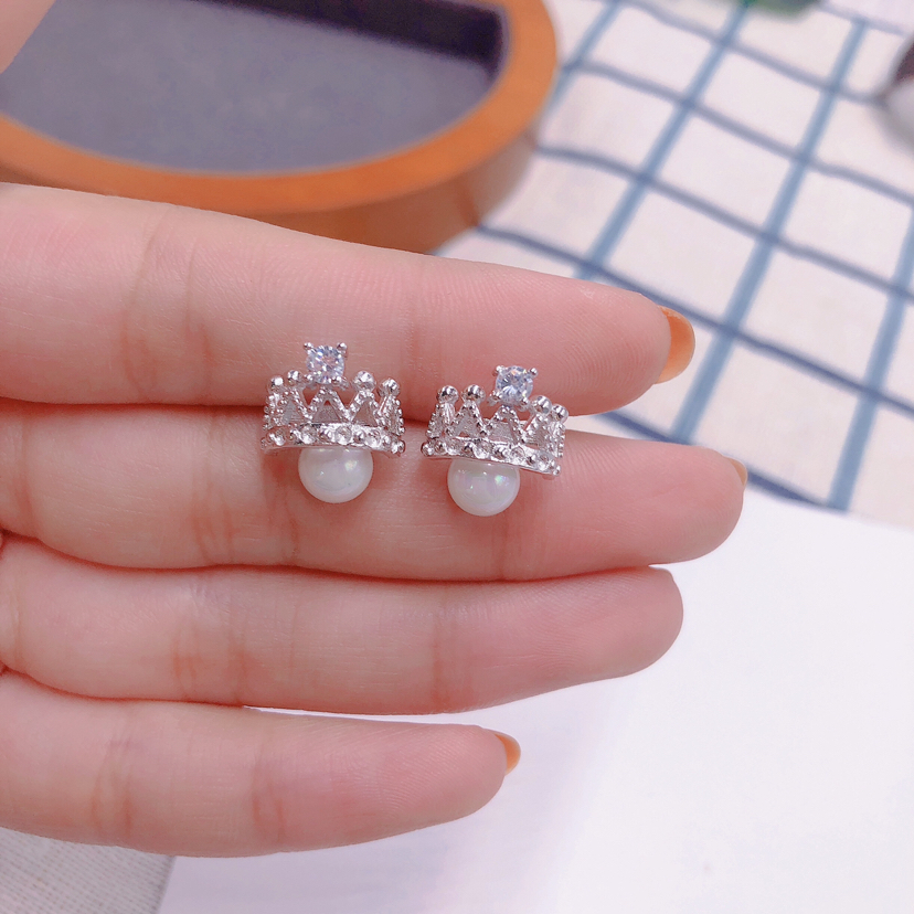 韩版耳钉女925银皇冠贝珠设计感耳环ins网红百搭潮
