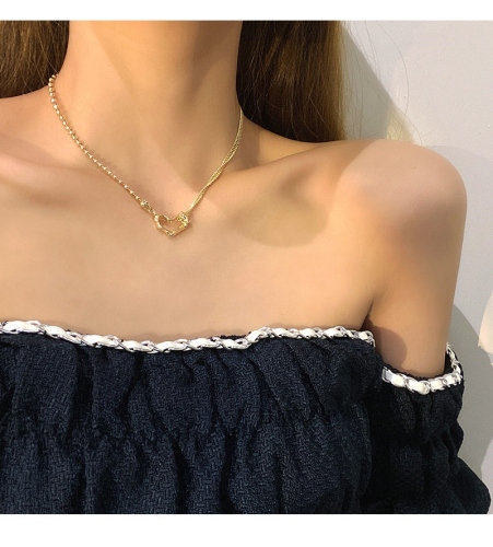 2024 new korean necklace women‘s unique design love pendant creative clavicle chain girlfriend gifts necklace