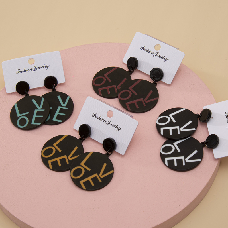 韩版love圆形耳环时尚大气耳坠亚克力创意耳饰厂家直销