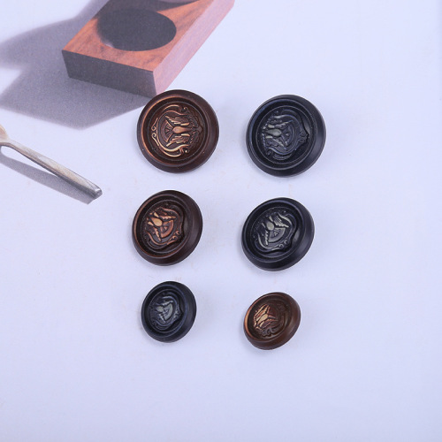 Factory Direct Sales Foot Button Plastic Hand Sewing Button Woolen Coat round Buckle Wholesale Supply Clothing Rhyme Button Production