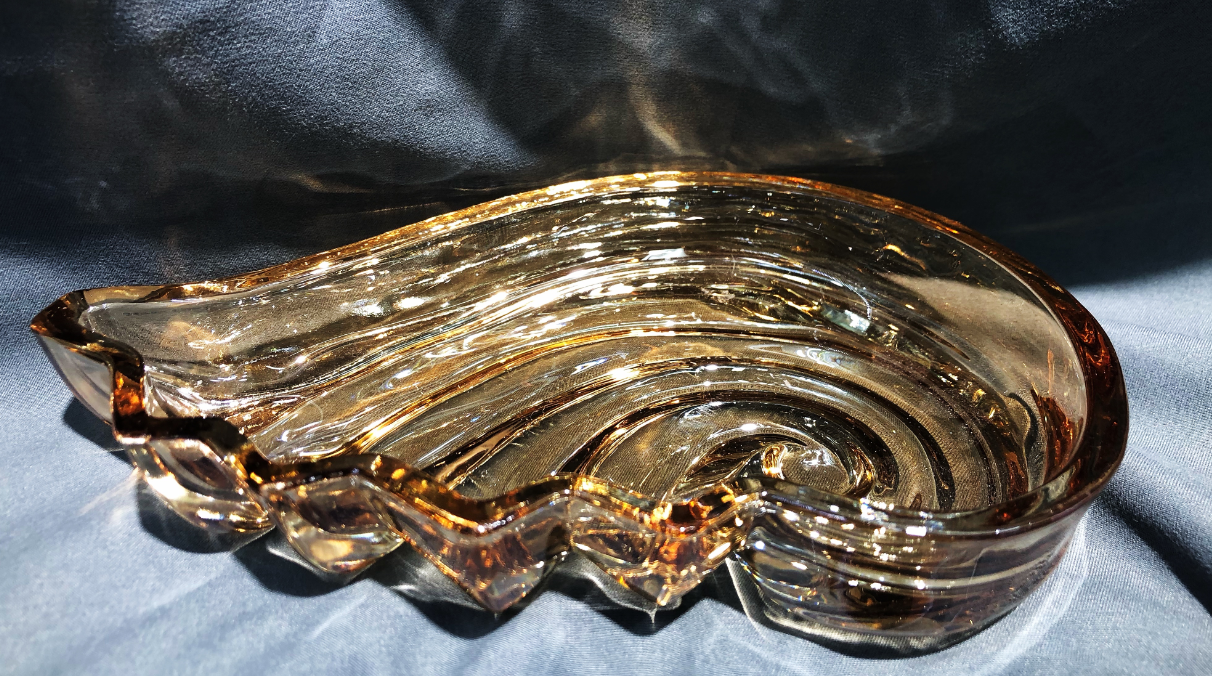 水晶  玻璃  玻璃小果盘   毛巾碟    颜色  加工   金色