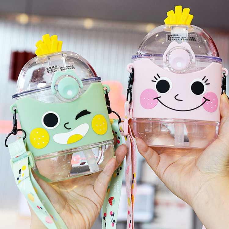创意幼儿园甜甜圈水杯卡通可爱宝宝塑料水杯背带夏季随手杯吸管杯