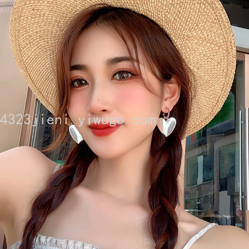 甜酷风爱心耳环女vintage港味925银针耳坠复古耳钉耳圈韩国耳饰