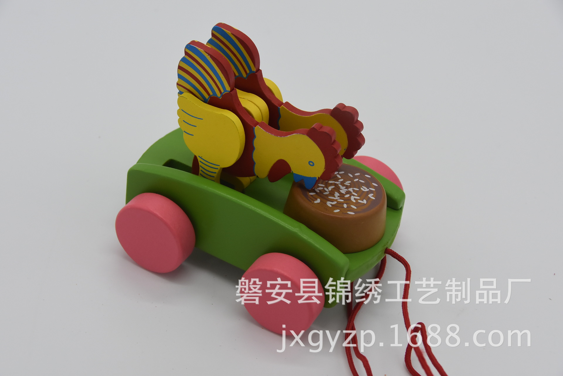 木制鸡吃米拉车 木制动物拉车 木质卡通拉车 儿童木制拉线玩具