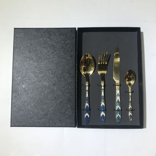 titanium diamond stainless steel tableware western food/steak set bright knife， fork and spoon four-piece gift box gift