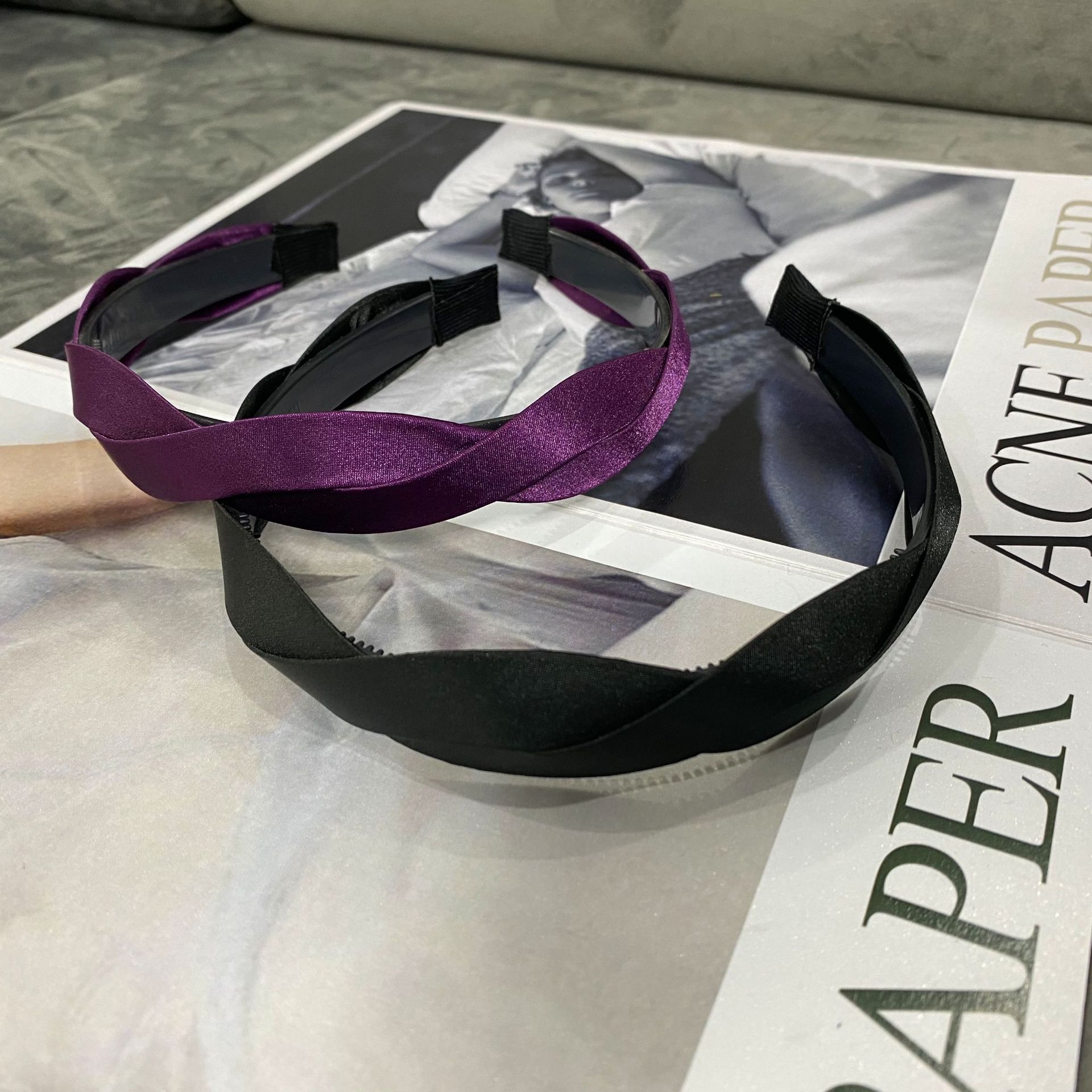 韩国东大门ins网红同款精品女复古百搭简约波浪发箍防滑压发头箍