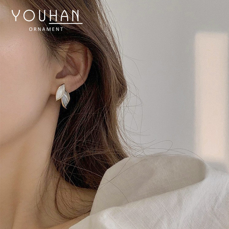 S925银针简约小清新叶子耳钉女气质法式ins风耳环耳饰2021年新款
