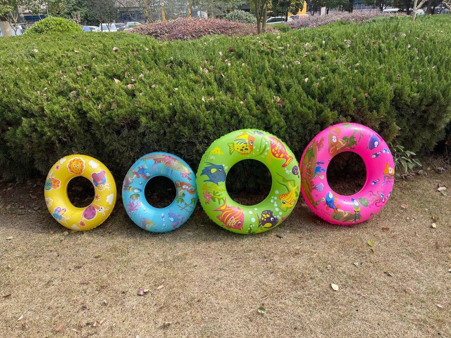 厂家批发新款海豚PVC泳圈蜜蜂救生圈普通游泳圈儿童腋下圈