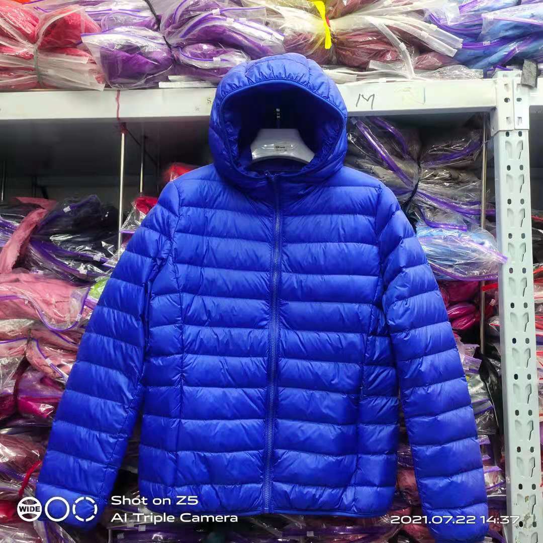 2021年新款白鸭绒轻薄款羽绒服男短连帽男士秋冬轻便轻薄款羽绒服