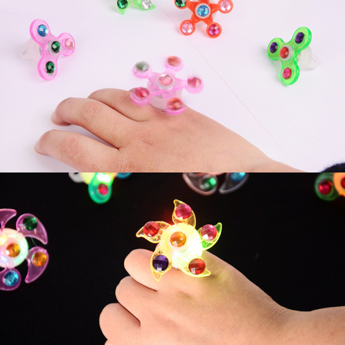 Luminous gyro Ring Cartoon Fingertip Gyro Shape Luminous Ring Watch Necklace Children Christmas Toy Ring