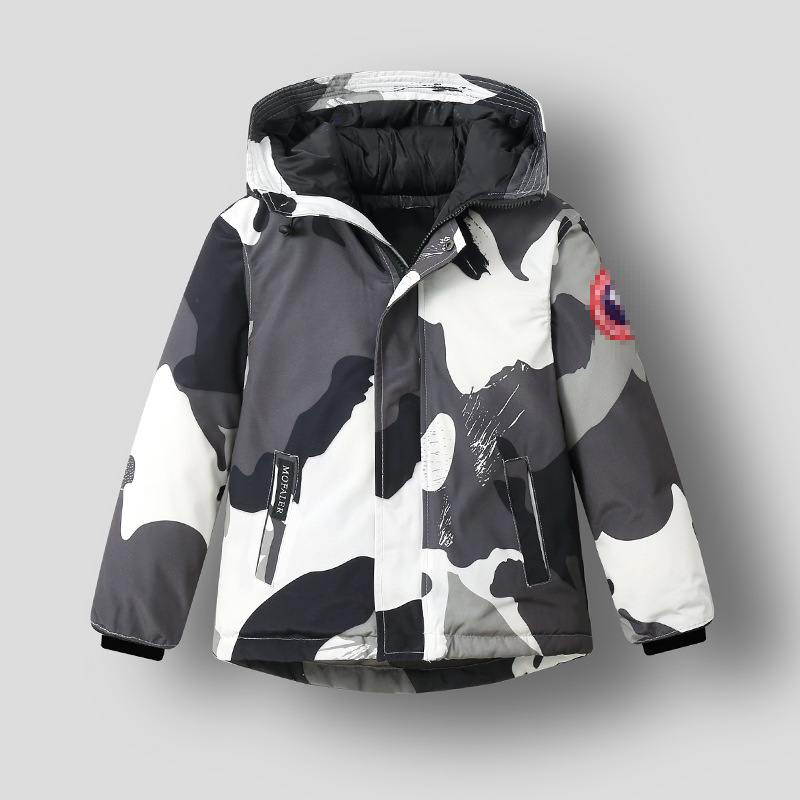 批发新款儿童迷彩防寒羽绒服男女中大童夹克加厚保暖羽绒时尚外套