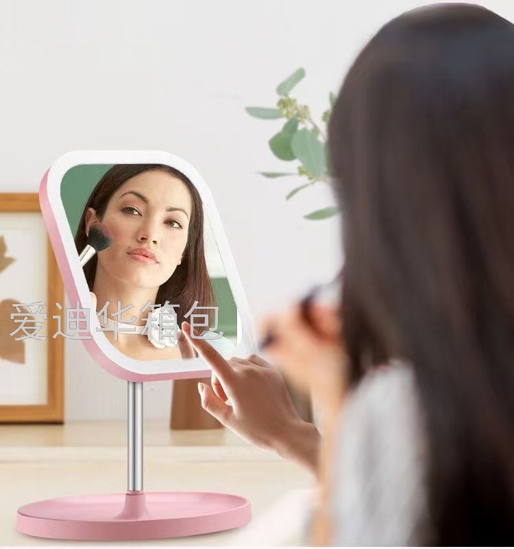 新款美颜led带灯化妆镜usb充电智能补光化妆镜桌面多功能梳妆镜子详情5