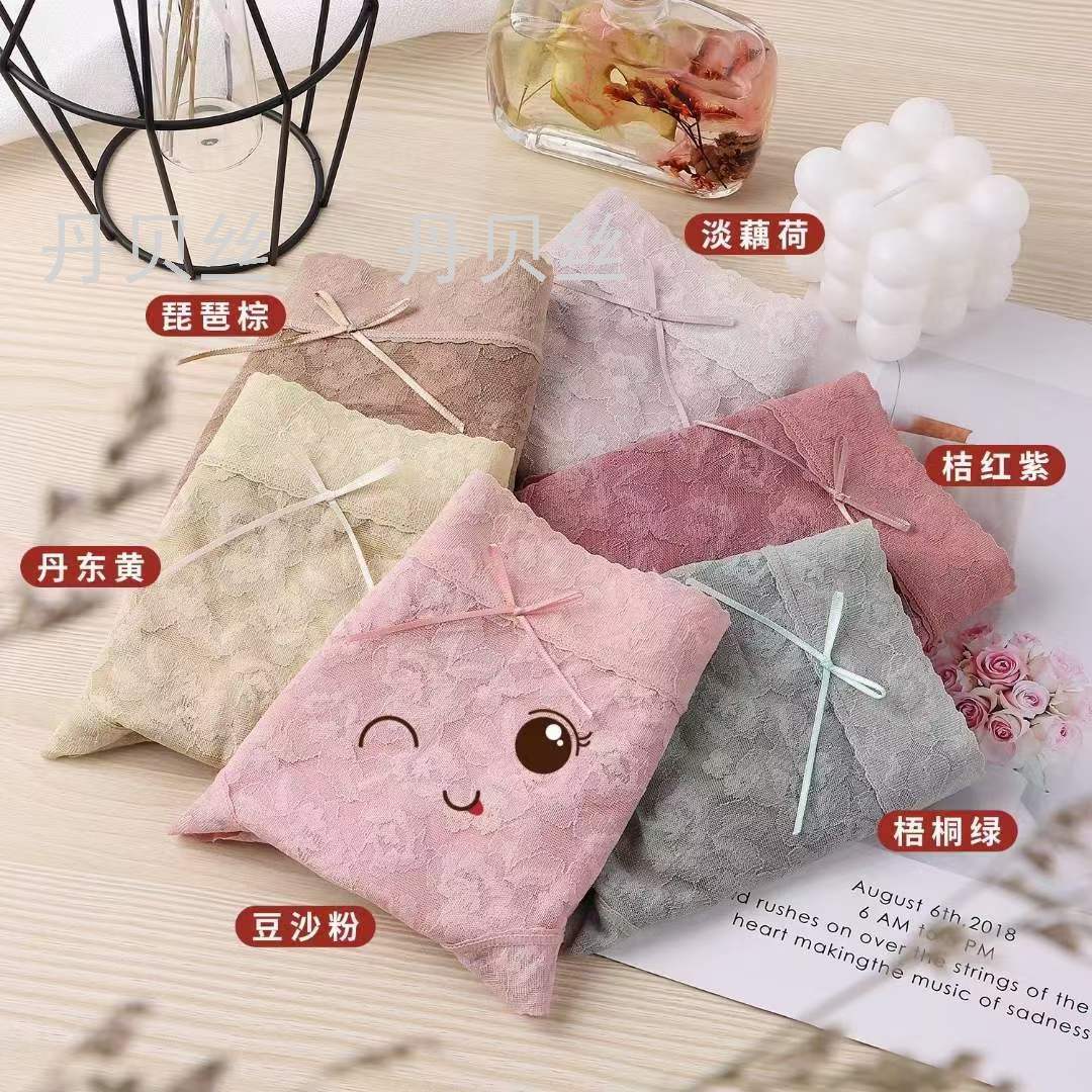 面料拼接设计 云朵般棉柔触感 爆款蕾丝女士内裤