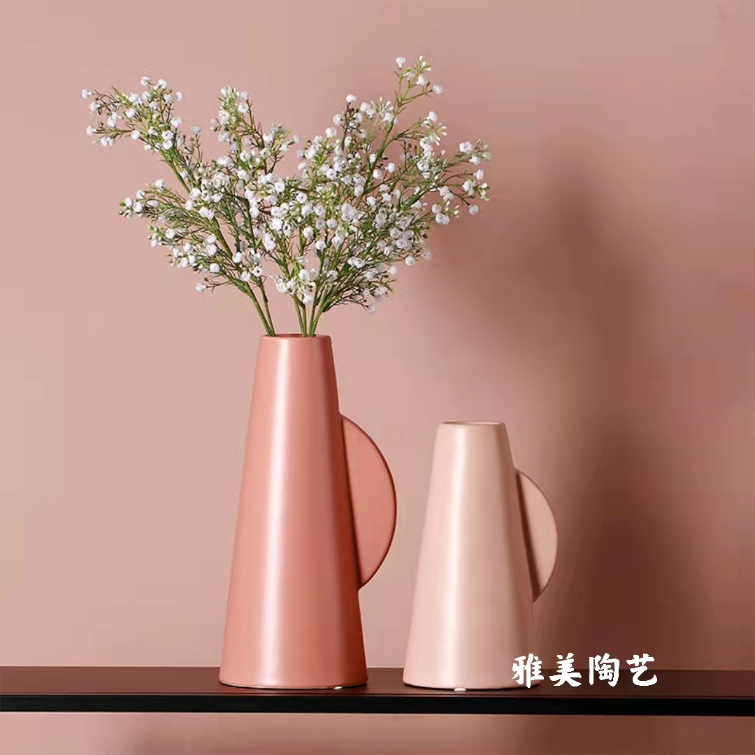 栢嘉越家居  北欧哑光带耳陶瓷花瓶摆件简约现代家居客厅软装设计