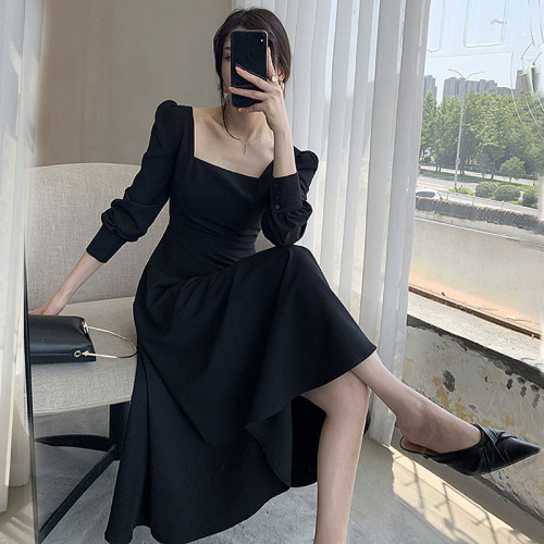 Square Collar French Style Hepburn Style Dress Autumn Women‘s Long Dress Waist Slimming Long Sleeve small Black Dress