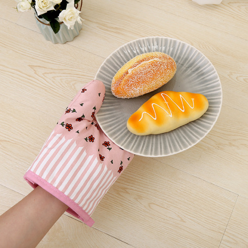Thickened Anti-Scald Gloves Special Anti-Heat Insulation and High Temperature Resistant Oven Gloves for Household Kitchen Microwave Oven Baking Tools