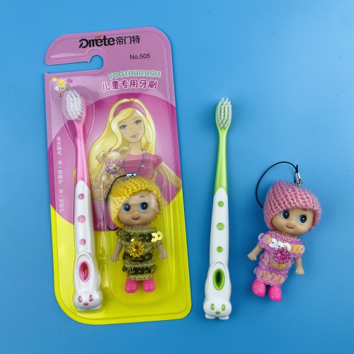 daily necessities wholesale dimen 505 children‘s belt barbie toy soft bristle toothbrush