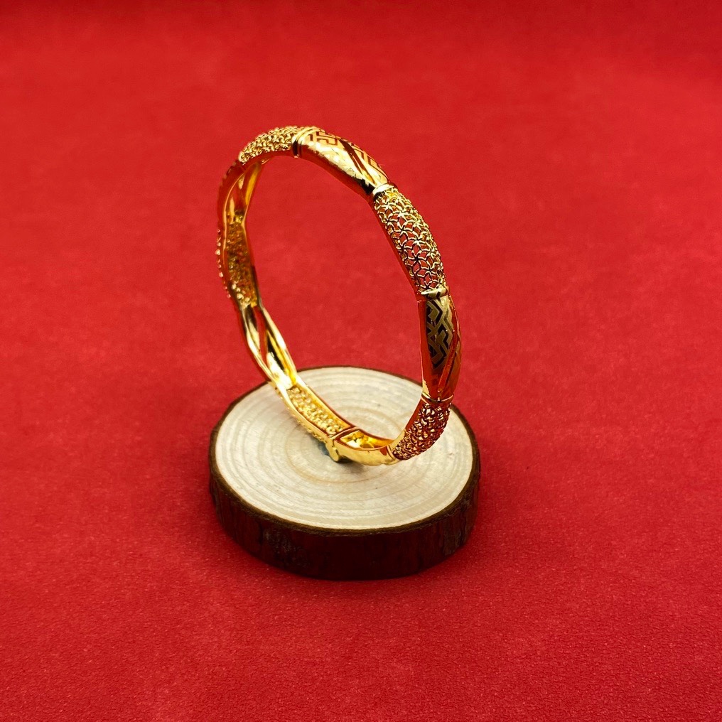 新款沙金镭射雕刻镂空开口半节手镯达意饰品厂家24k真金电镀8m