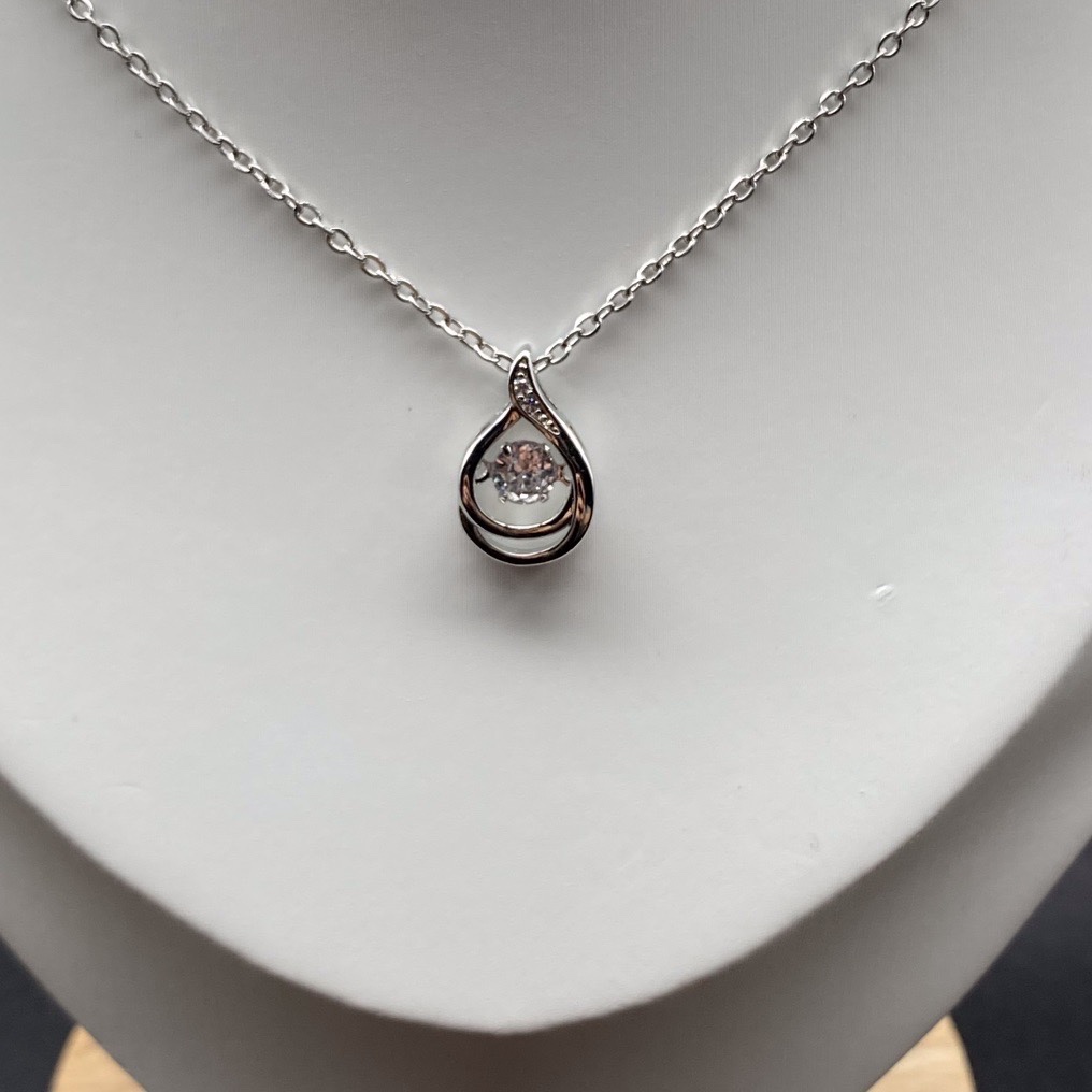 新款日韩施家镀银灵动项链女批发ins抖音快手网红气质锁骨链吊坠