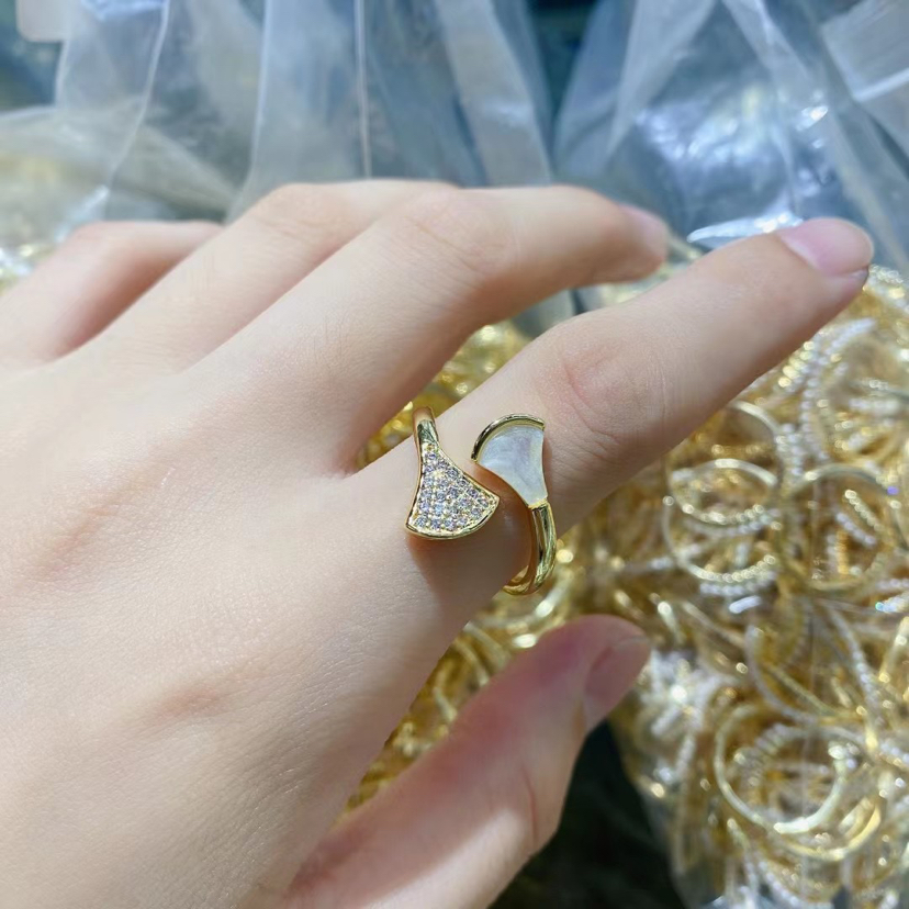 铜微镶真金时尚戒指