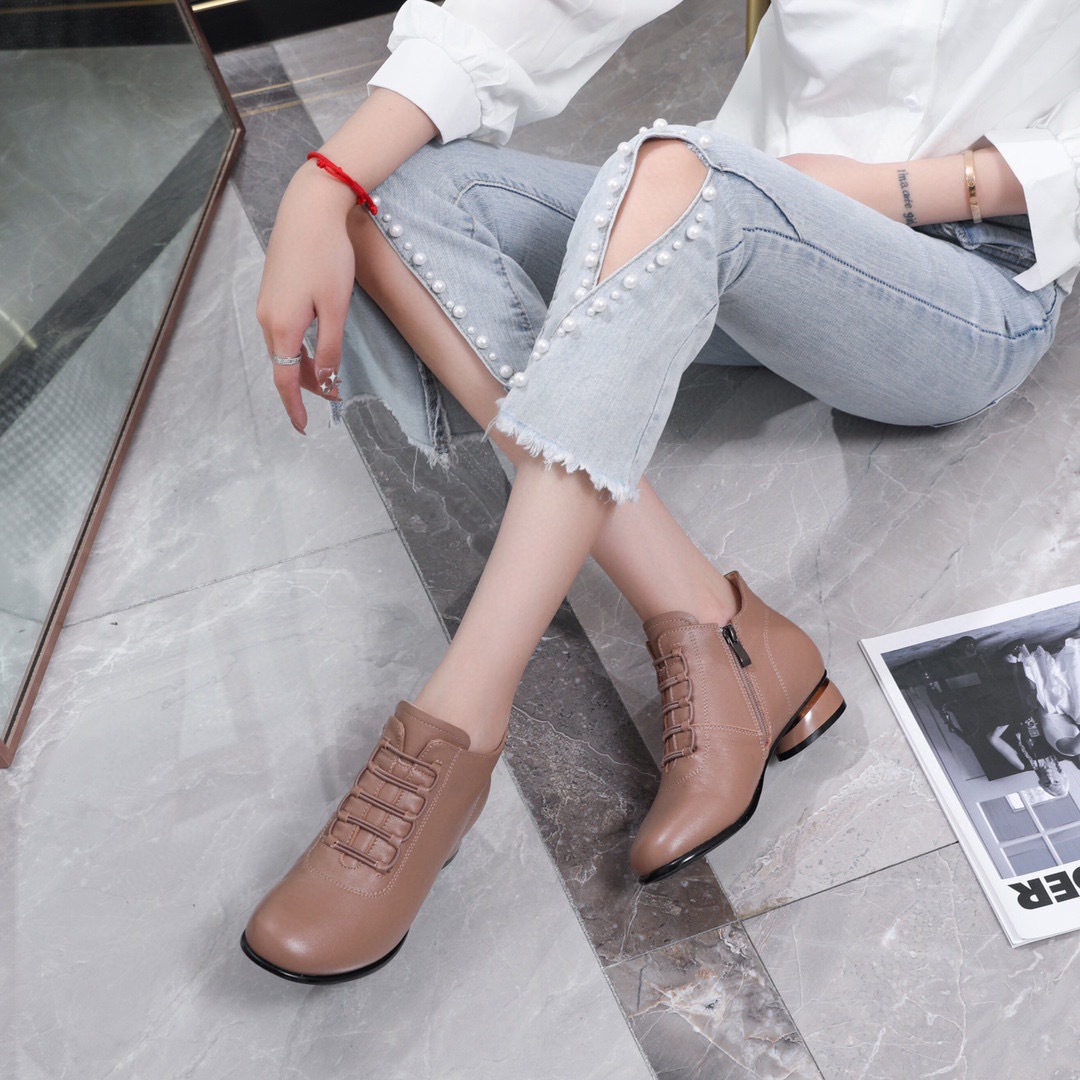 女靴202年秋冬新款头层牛皮圆头舒适平底休闲短靴低跟小皮靴棉靴