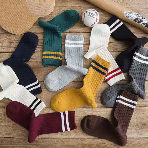 autumn and winter socks women‘s ins trendy mid-calf socks casual versatile two-bar pile socks korean thick striped socks