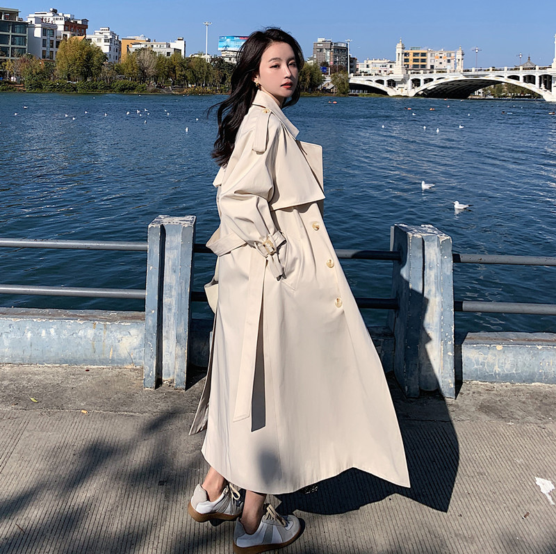米白色气质风衣女中长款过膝2021年春秋季新款韩版宽松收腰外套潮