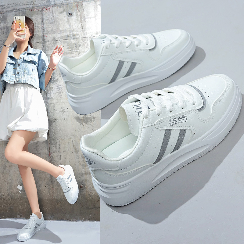 小白鞋子女202秋季新款韩版学生休闲白鞋女低帮厚底板鞋女