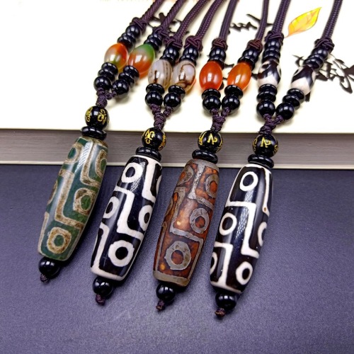 Nine Eyes Sky Beads Pendant Tibetan Buddha Beads Long Necklace for Men and Women agate Tianzhu Sweater Chain