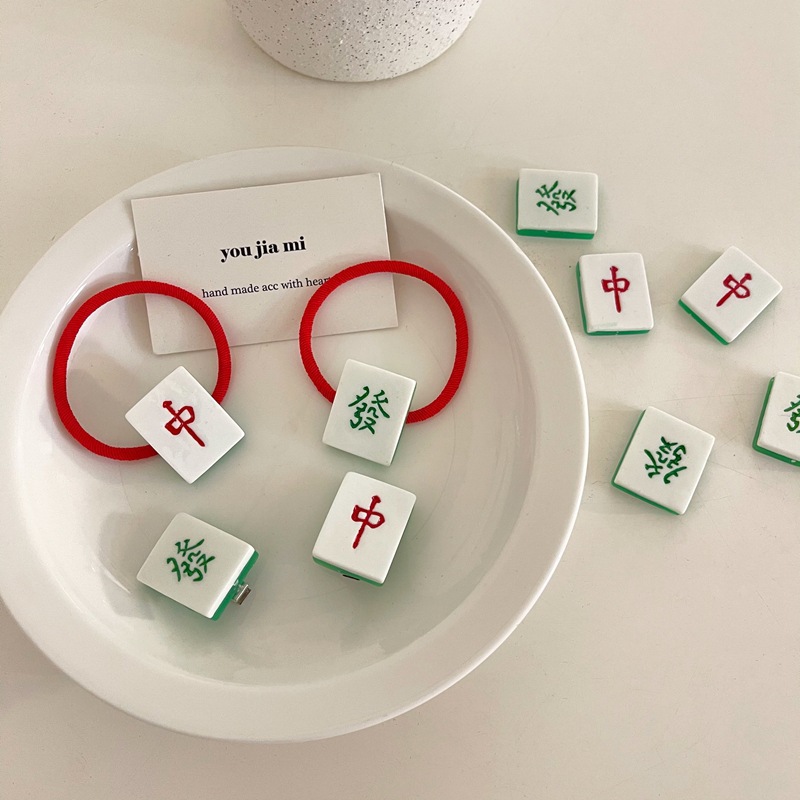 2021新款仿真麻将红中发财文字刘海夹发绳发圈可爱搞怪少女发饰