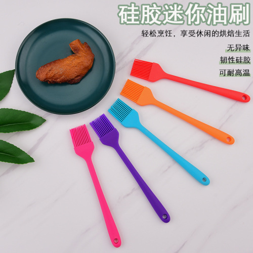 Silicone Integrated Brush Household Barbecue Baking Small Brush Silicone Mini Oil Brush