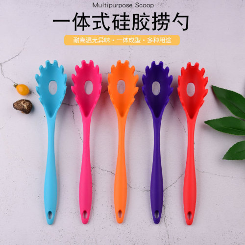 factory supply kitchen household large noodle spoon multi-purpose powder colander integrated silicone spoon